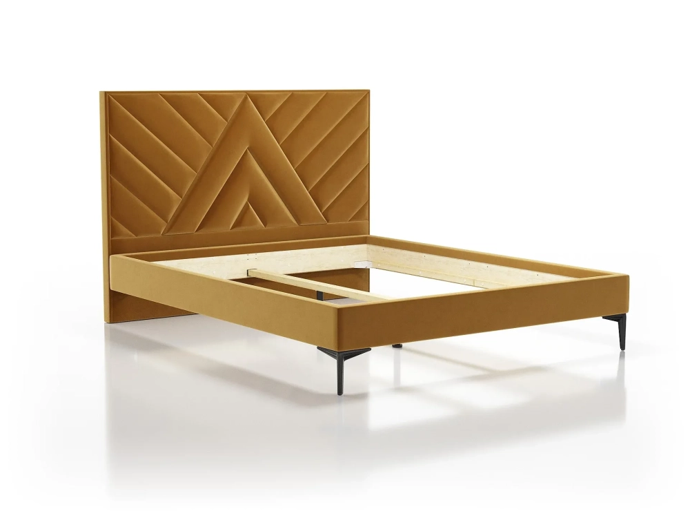 Łóżko 81243 tapicerowane w kolorze musztardowym, z geometrycznym zagłówkiem w kształcie litery A i czarnymi nogami, bez materaca.