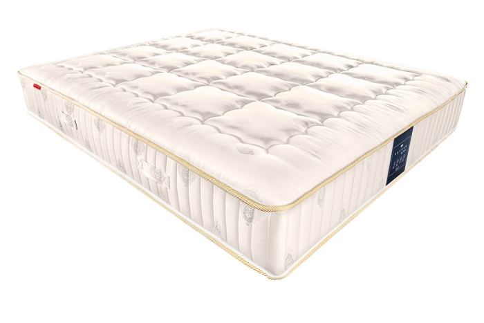 Materac Brillante w pokrowcu