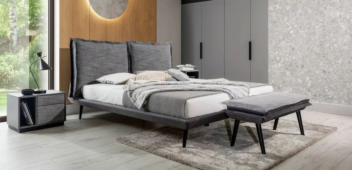 Łóżko tapicerowane Forli w nowoczesnej sypialni